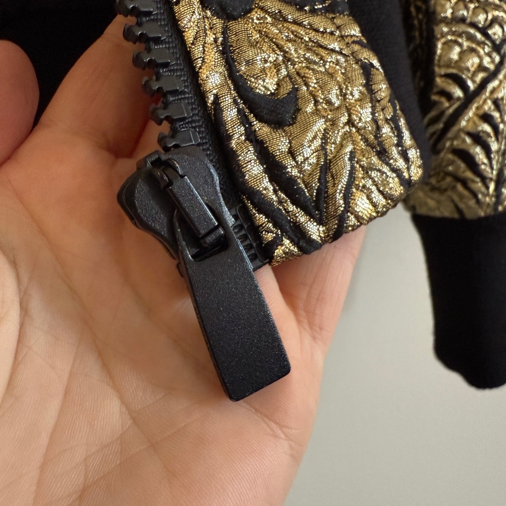 MICHAEL KORS COLLECTION Resort 19 size Small Floral Brocade Bomber Jacket Gold - Picture 14 of 16
